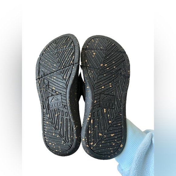 Reef Men’s Santa Ana Sandals in Bold Black in size 9 - Picture 7 of 8